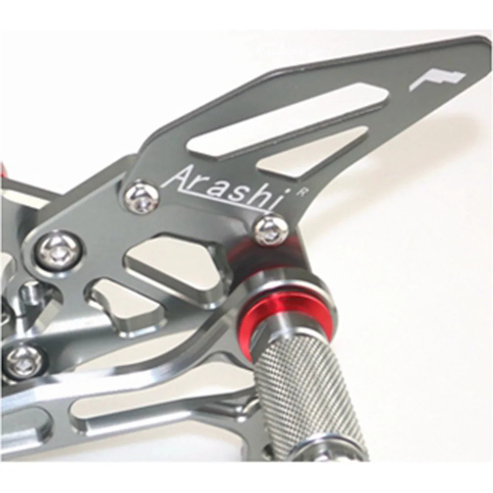 Pedane Racing Regolabili per Ducati Panigale V4/V4S/V4R (2018-2023)